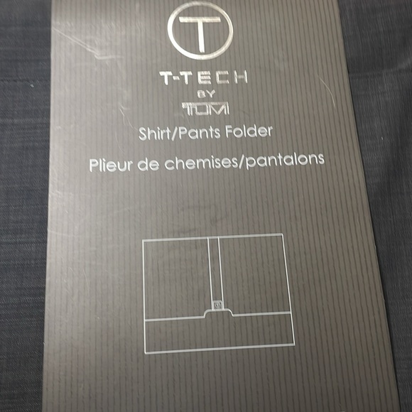 🌺NWT T-tech by TUMI shirt/pants folder 🌺 - Picture 3 of 6